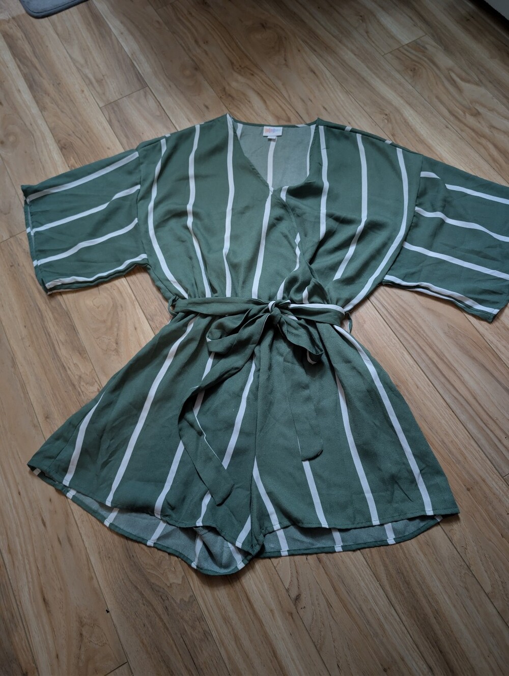 LuLaRoe Green White Striped Wrap Romper Kimono Sleeve Tie Waist L NWOT
